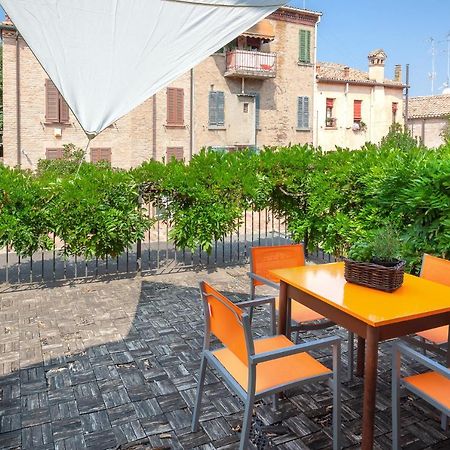 Ferrara Casa Dell'Archivolto Con Garage Lejlighed Eksteriør billede