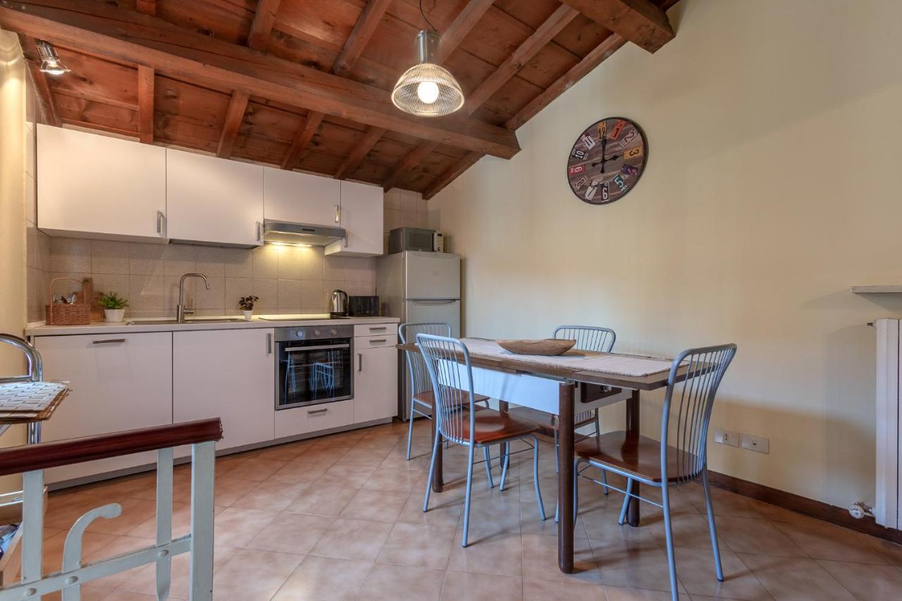 Ferrara Casa Dell'Archivolto Con Garage Lejlighed Eksteriør billede