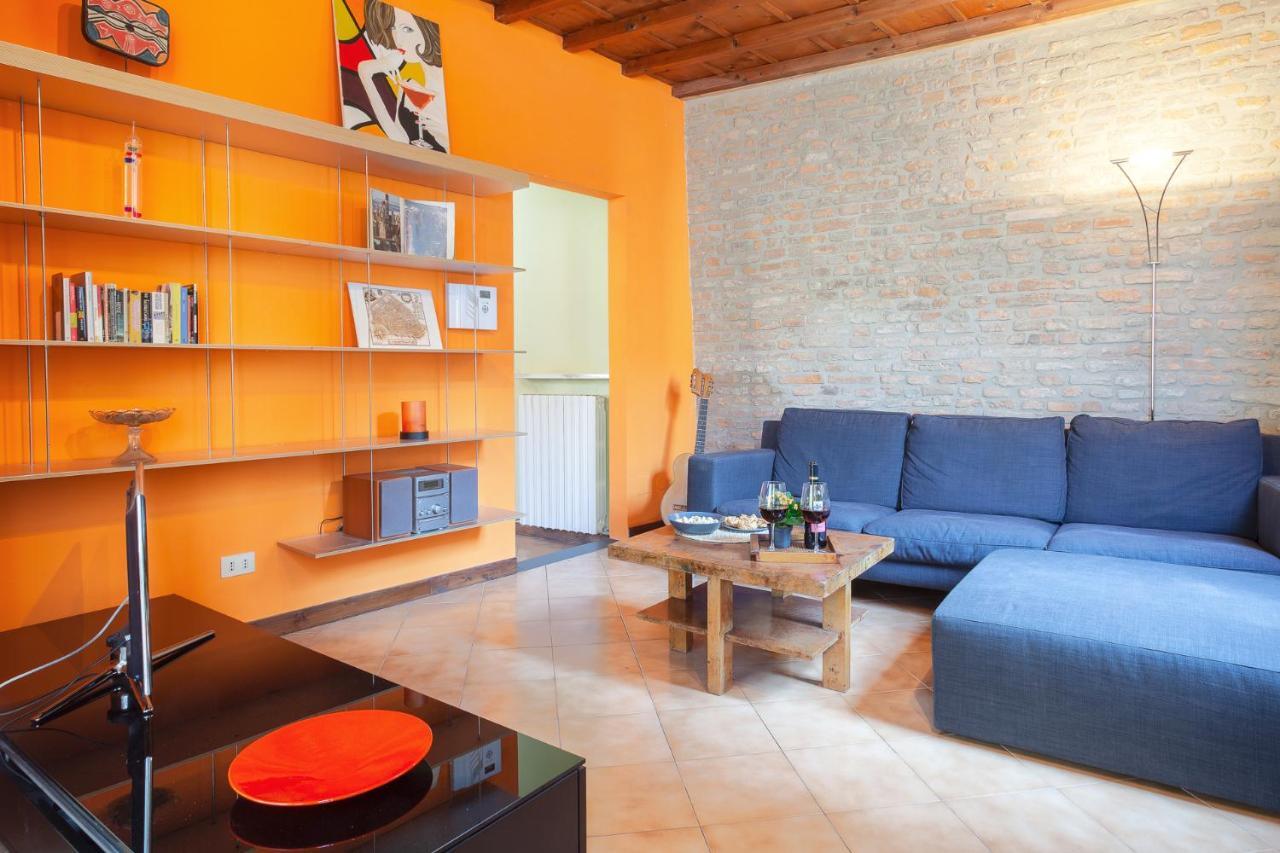 Ferrara Casa Dell'Archivolto Con Garage Lejlighed Eksteriør billede