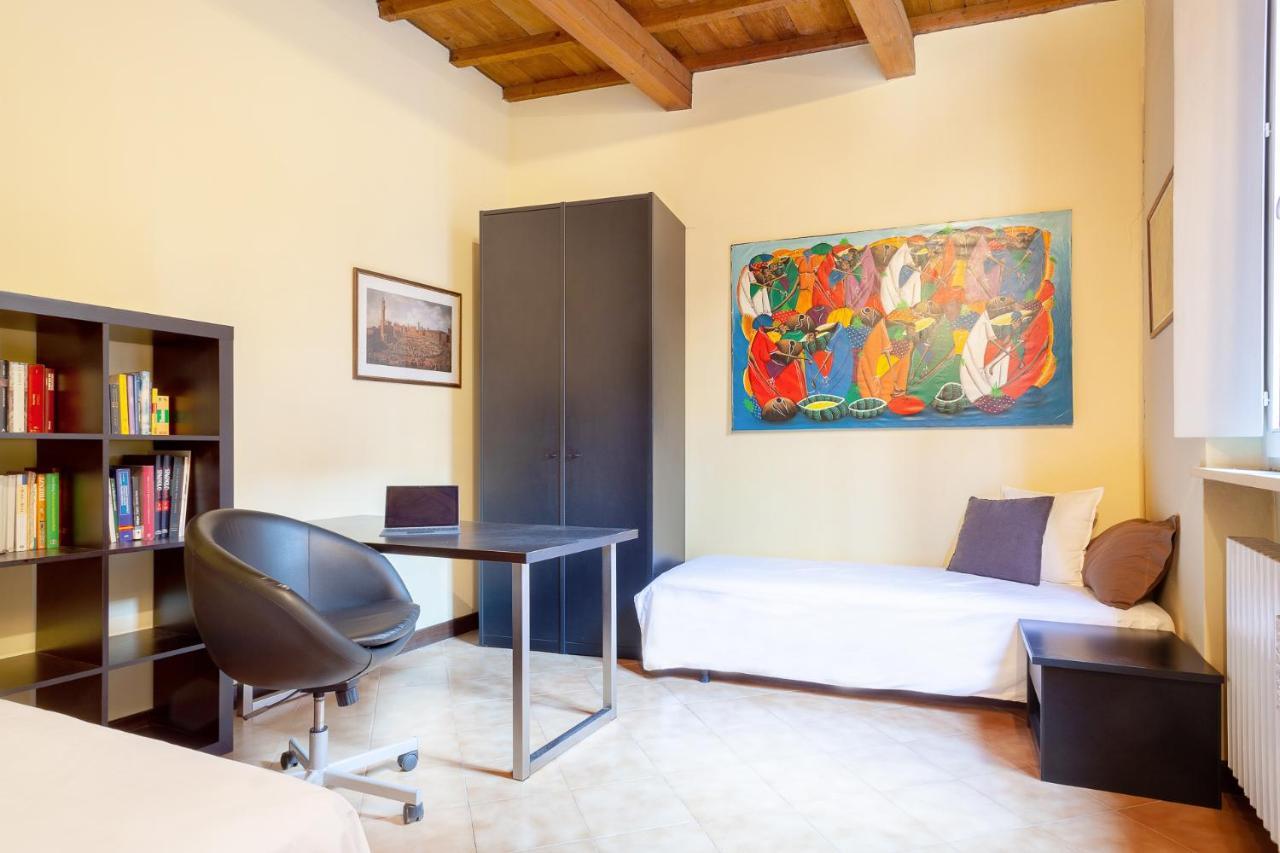 Ferrara Casa Dell'Archivolto Con Garage Lejlighed Eksteriør billede