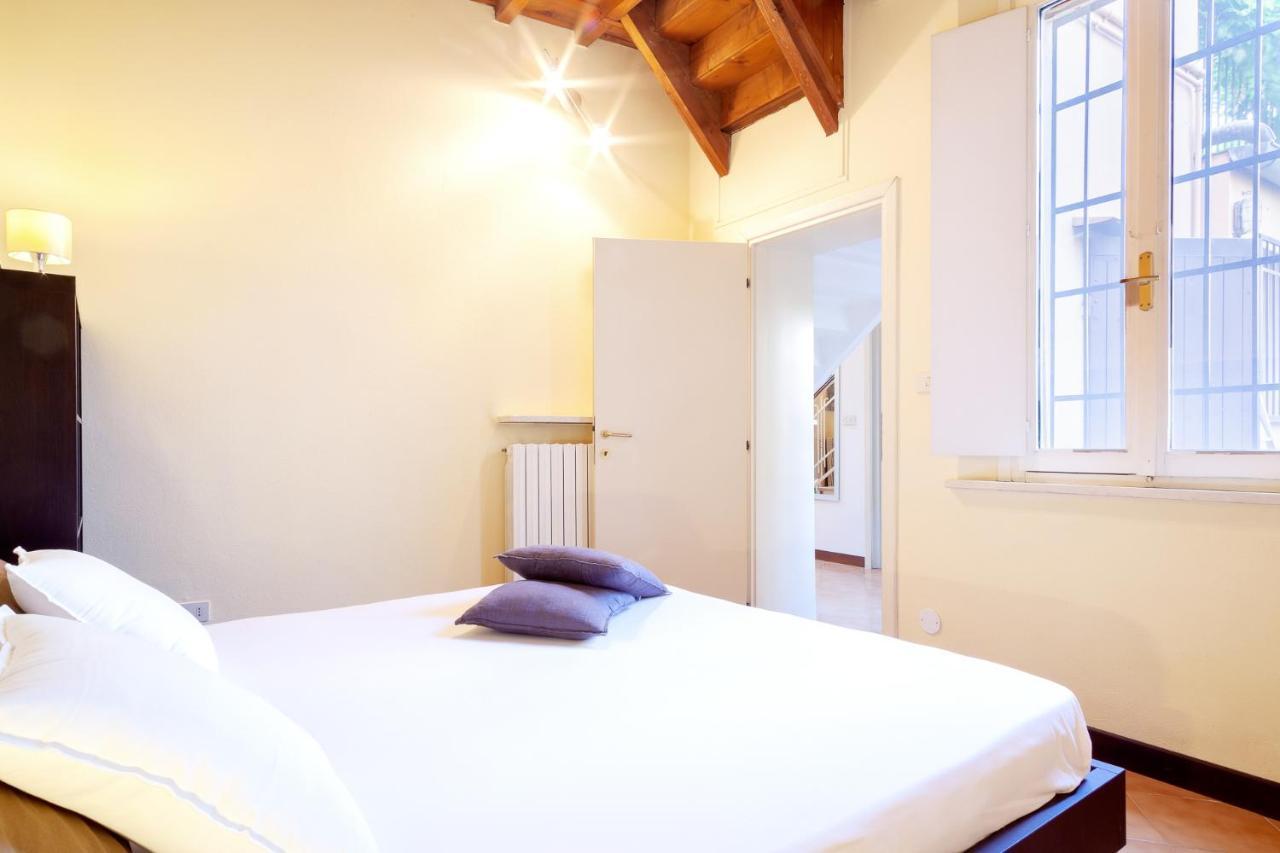 Ferrara Casa Dell'Archivolto Con Garage Lejlighed Eksteriør billede