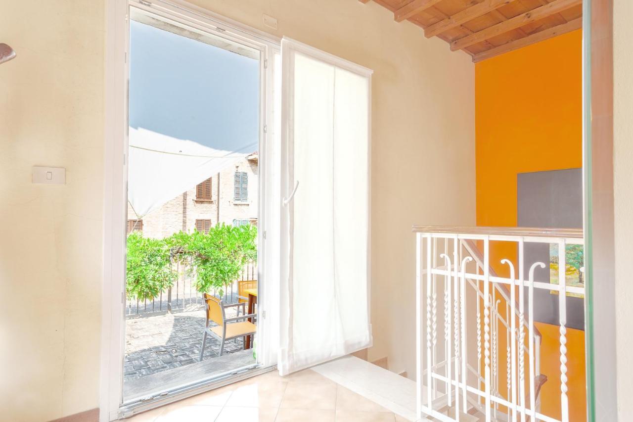 Ferrara Casa Dell'Archivolto Con Garage Lejlighed Eksteriør billede